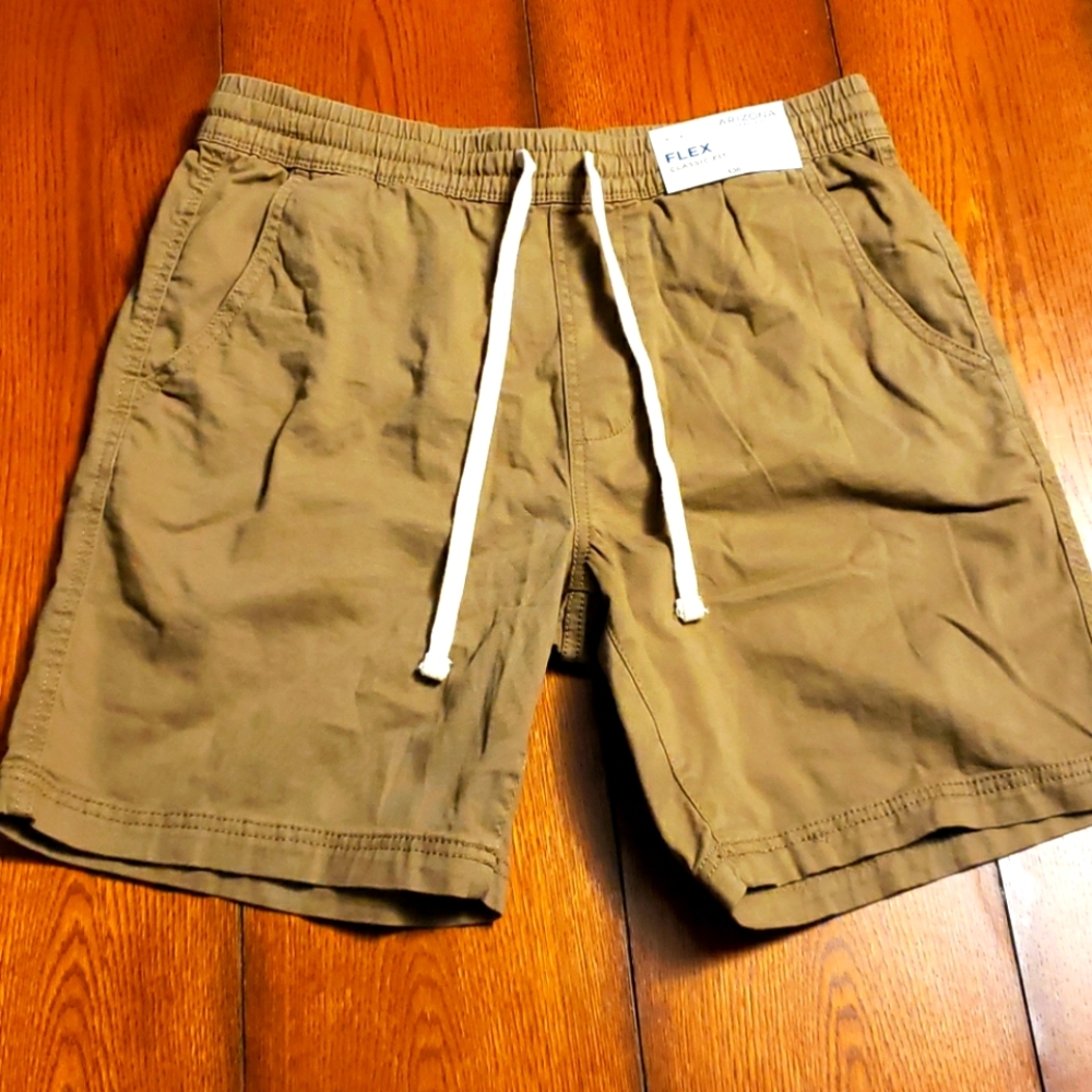 Arizona Mens casual khaki shorts